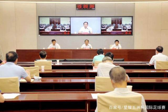 美国政府债务突破40万亿，专家警告潜在风险